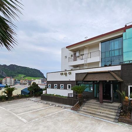 Seongsan Sunrise Pension Seogwipo Exterior foto
